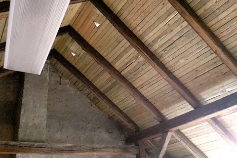 IKO KONTROLA konstrukce pred rekonstrukci sindelove strechy